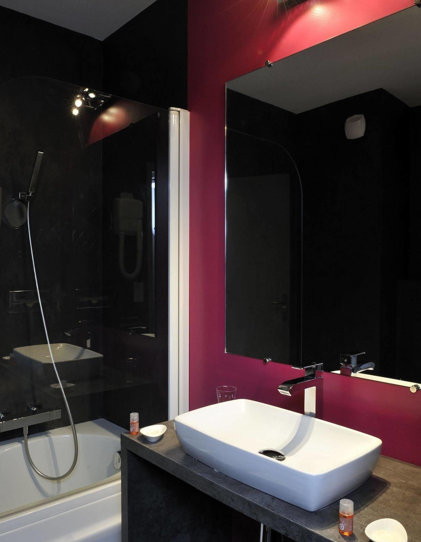 Le Nautic Hotel